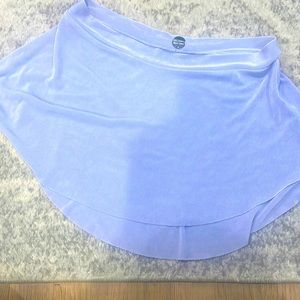 Women’s small Bullet Pointe Skirt